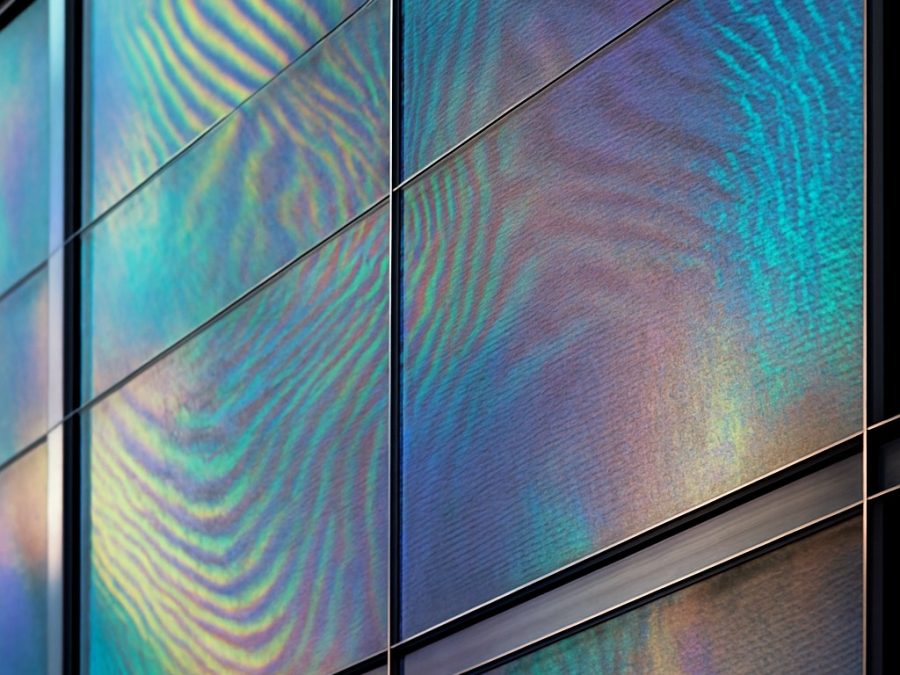 Shimmering Moiré Facade of Prada Flagship in NYC Rethinks the Permanence of Scaffolding