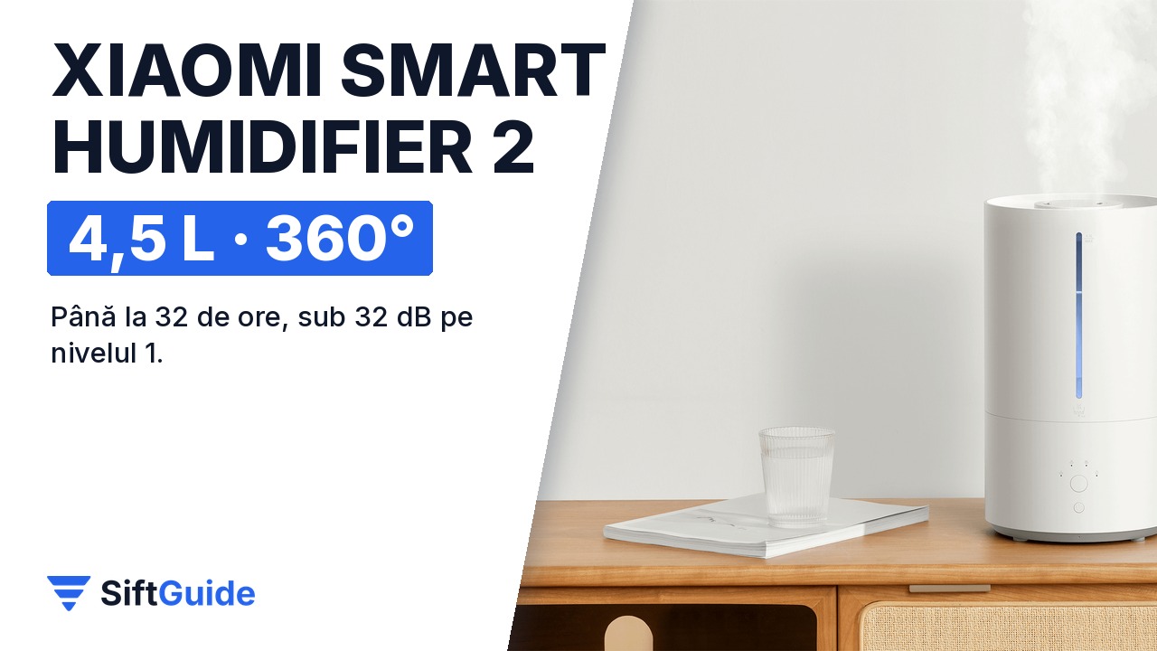 Xiaomi Smart Humidifier 2 într-o cameră luminoasă, lângă fotoliu